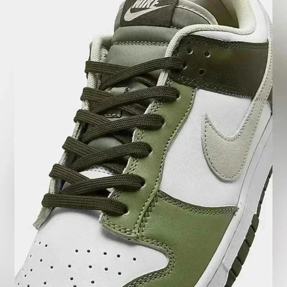 New Nike Dunk Low "Oil Green Cargo Khaki" Size 11 FN6882 Shoe - Picture 2 of 10
